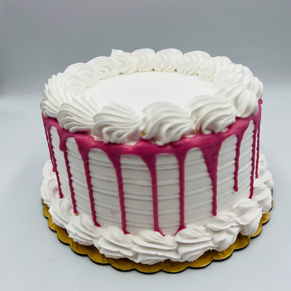 Vanilla cake with strawberry